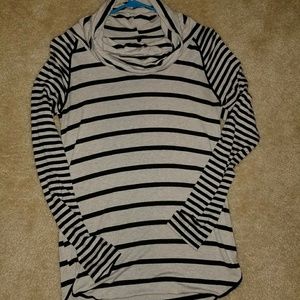 Capote  cowl neck long sleeve